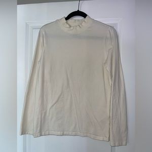 H&M Men’s slim turtleneck. Size Small